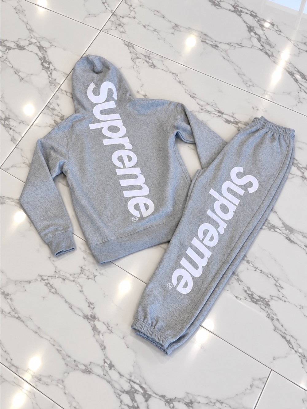Supreme set